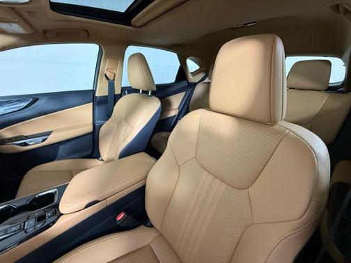 2025 Lexus NX 350h Premium