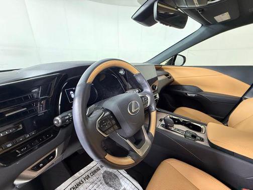 Eminent White Pearl 2024 Lexus RX 350 Premium