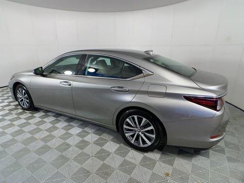 2021 Lexus ES 350 Base