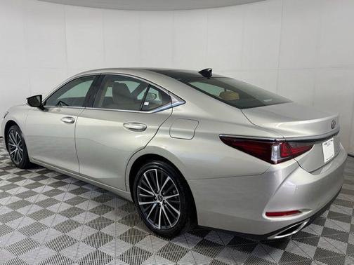 2025 Lexus ES 350 Base