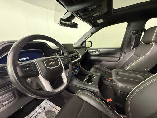 2022 GMC Yukon XL SLT