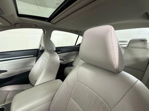 2021 Nissan Altima 2.5 SL