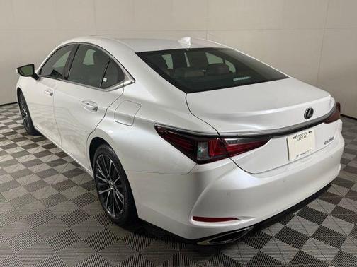 2025 Lexus ES 350 Base