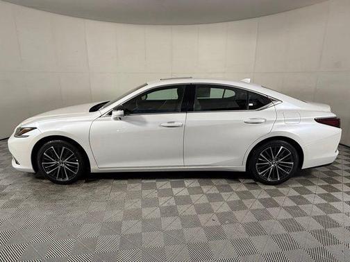 2025 Lexus ES 350 Base