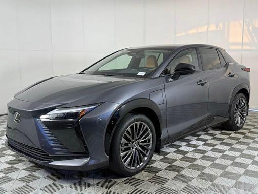2023 Lexus RZ 450e Luxury