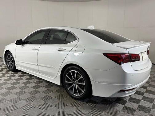 2015 Acura TLX V6 Advance