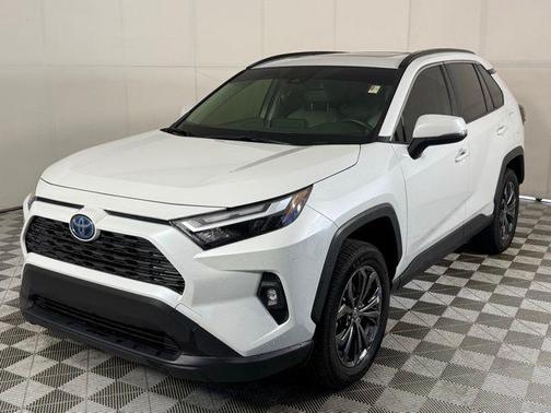 2023 Toyota RAV4 Hybrid XLE Premium