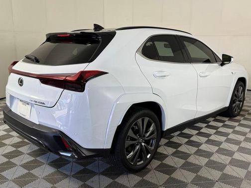 2024 Lexus UX 250h F Sport