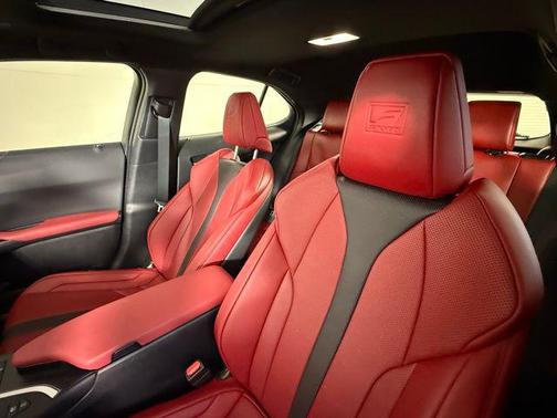 2024 Lexus UX 250h F Sport