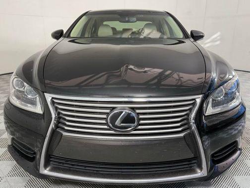 2017 Lexus LS 460 Base