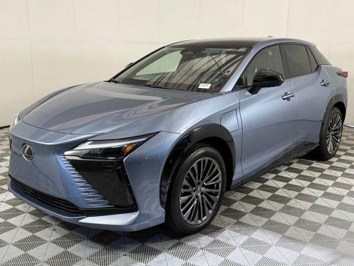 2023 Lexus RZ 450e Luxury