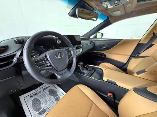 2024 Lexus ES 300h 300H