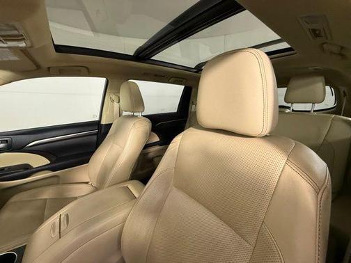 2015 Toyota Highlander Limited Platinum