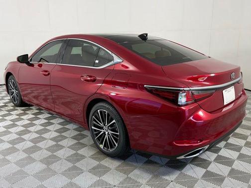 2025 Lexus ES 350 Base