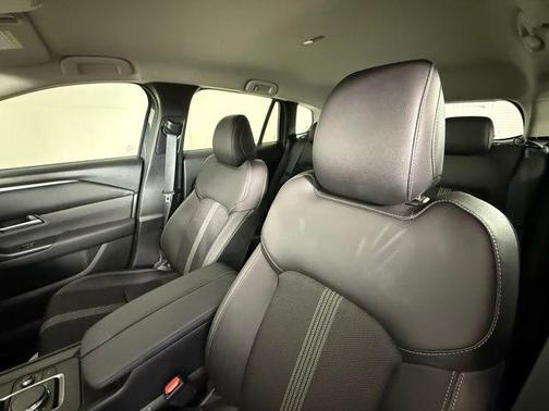 2025 Mazda CX-50 2.5 S Select Package