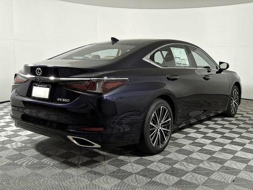 2025 Lexus ES 350 Base