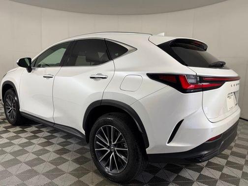 Eminent White Pearl 2023 Lexus NX 250 Premium