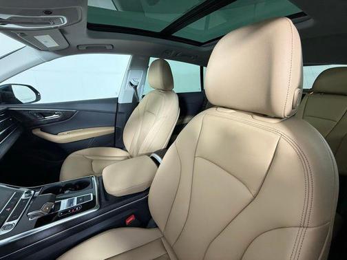 2025 Audi Q8 55 Premium