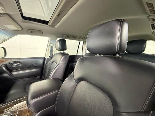 2015 INFINITI QX80 Base