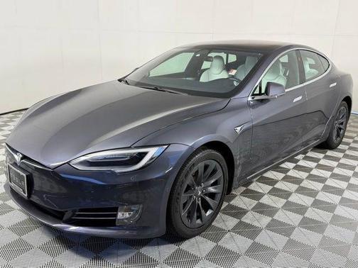 2018 Tesla Model S 75D