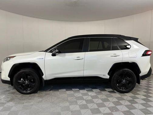 2021 Toyota RAV4 Hybrid XSE