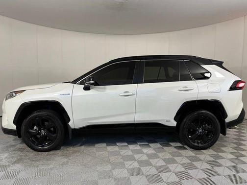 2021 Toyota RAV4 Hybrid XSE