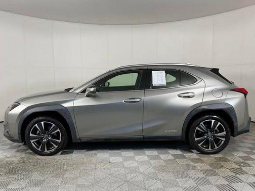 Atomic Silver 2021 Lexus UX 250h Base