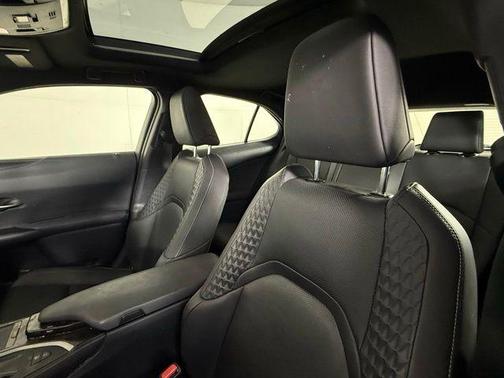 Atomic Silver 2021 Lexus UX 250h Base