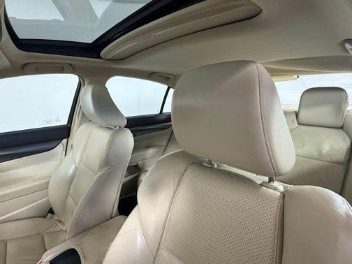 Bellanova White Pearl 2012 Acura TL Technology