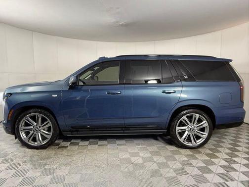 2025 Cadillac Escalade Sport