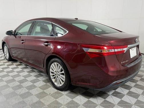2013 Toyota Avalon Hybrid XLE Premium