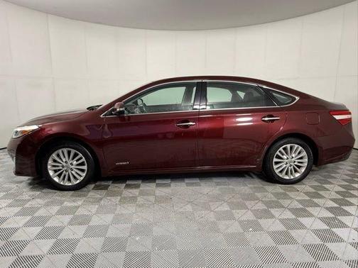 2013 Toyota Avalon Hybrid XLE Premium