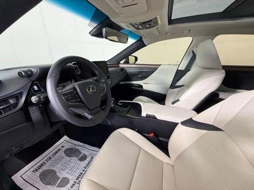 2025 Lexus ES 350 350