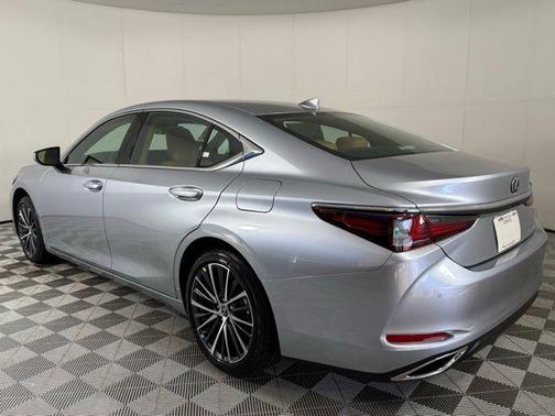 2025 Lexus ES 350 Base