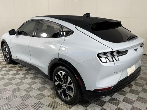 2022 Ford Mustang Mach-E Premium