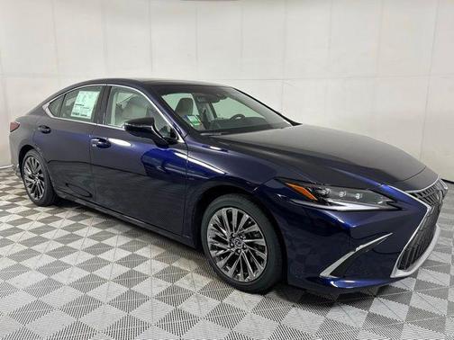 2025 Lexus ES 350 Ultra Luxury