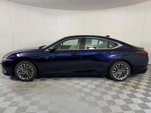 2025 Lexus ES 350 Ultra Luxury