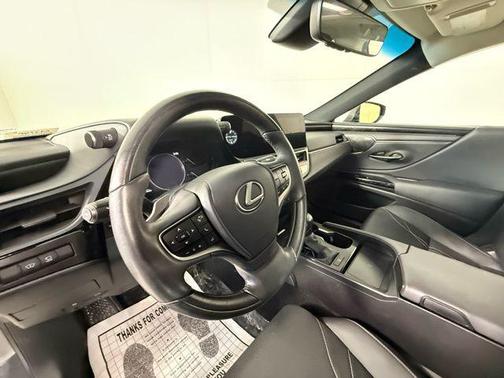 2024 Lexus ES 350 Ultra Luxury