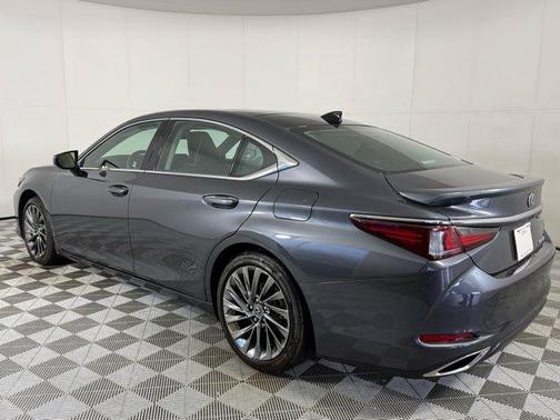 2024 Lexus ES 350 Ultra Luxury