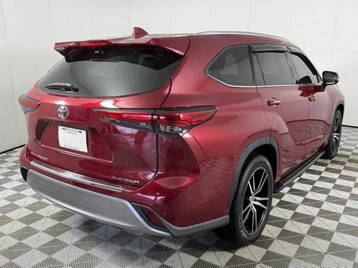 2021 Toyota Highlander Platinum