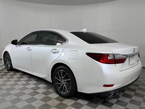 2018 Lexus ES 350 Base