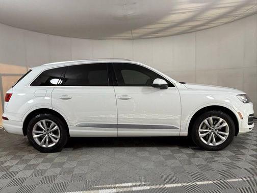 2017 Audi Q7 2.0T Premium