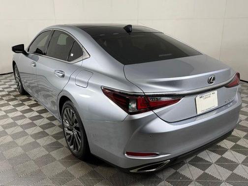 2025 Lexus ES 350 Ultra Luxury