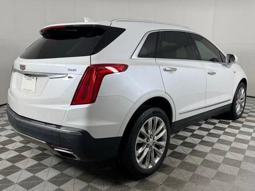 2017 Cadillac XT5 Platinum
