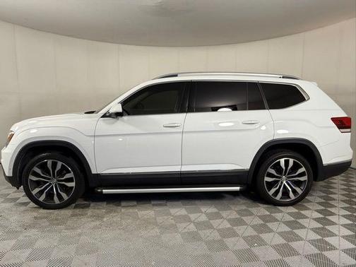 2019 Volkswagen Atlas 3.6L SEL Premium