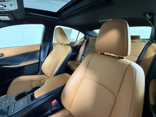 2025 Lexus IS 350 F SPORT Design