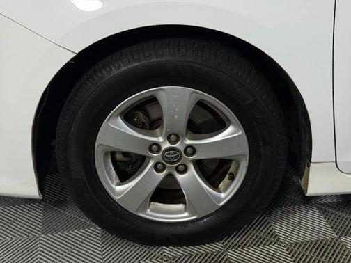2018 Toyota Sienna LE