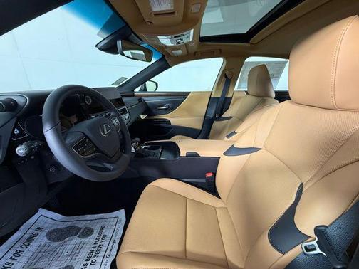 2025 Lexus ES 350 Base