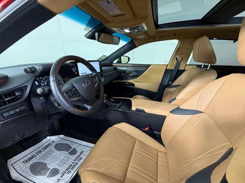 2025 Lexus ES 350 Ultra Luxury