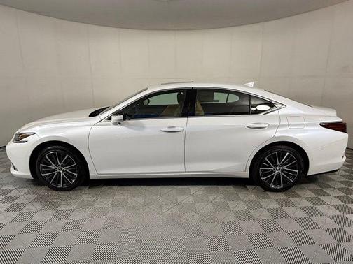 2025 Lexus ES 350 Base